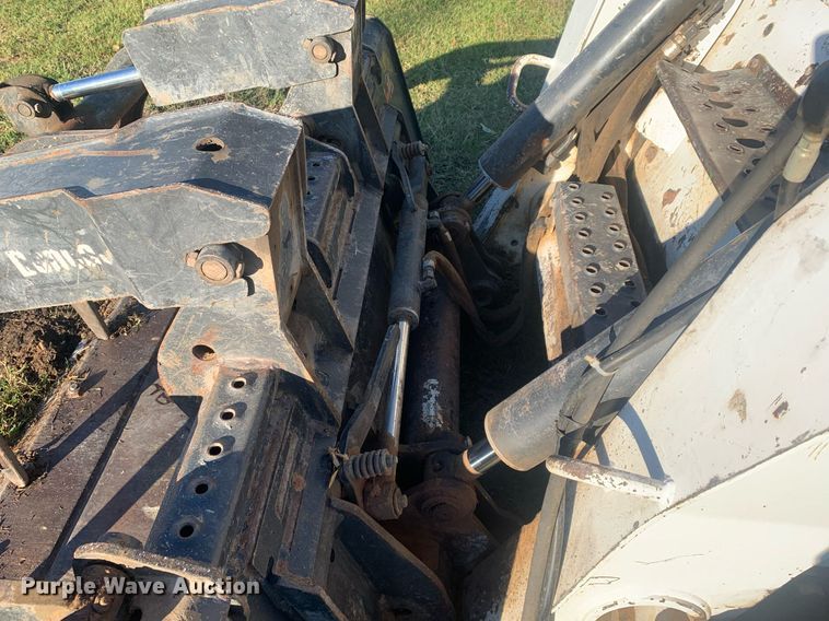image for item DP8735 2008 Bobcat T320  tracked skid steer loader