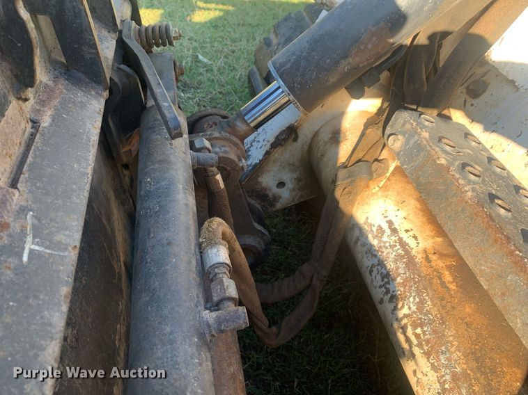 image for item DP8735 2008 Bobcat T320  tracked skid steer loader