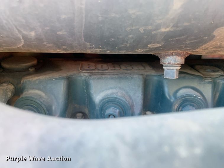 image for item DP8735 2008 Bobcat T320  tracked skid steer loader