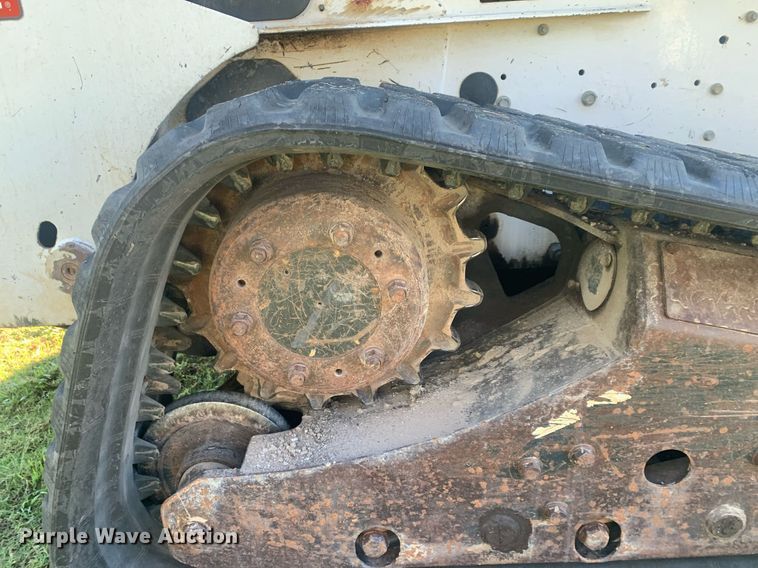 image for item DP8735 2008 Bobcat T320  tracked skid steer loader