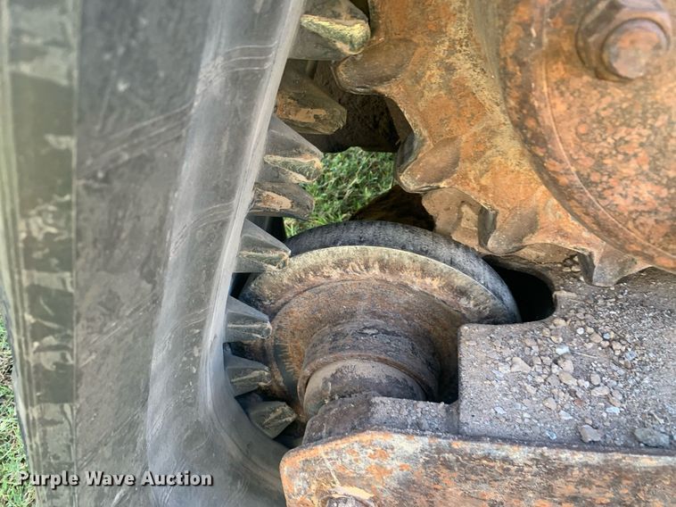 image for item DP8735 2008 Bobcat T320  tracked skid steer loader