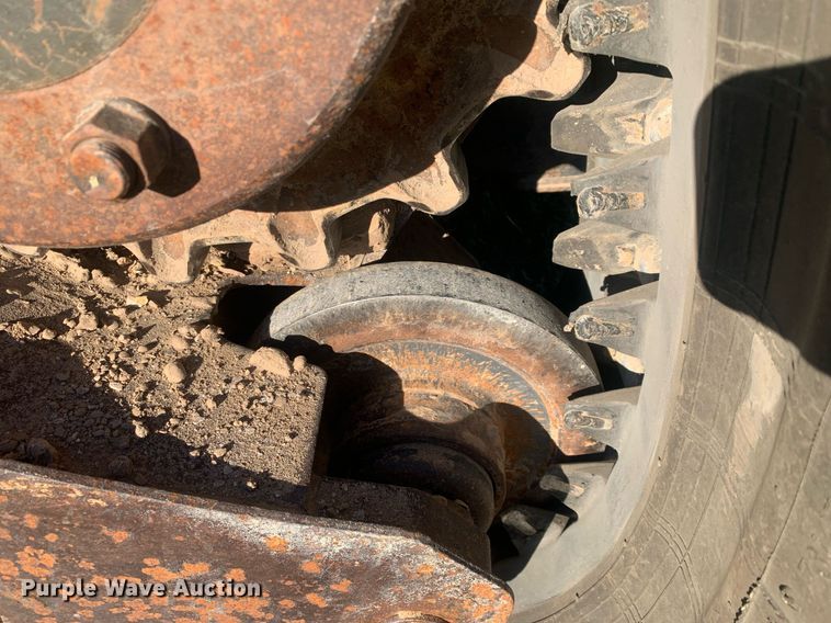 image for item DP8735 2008 Bobcat T320  tracked skid steer loader