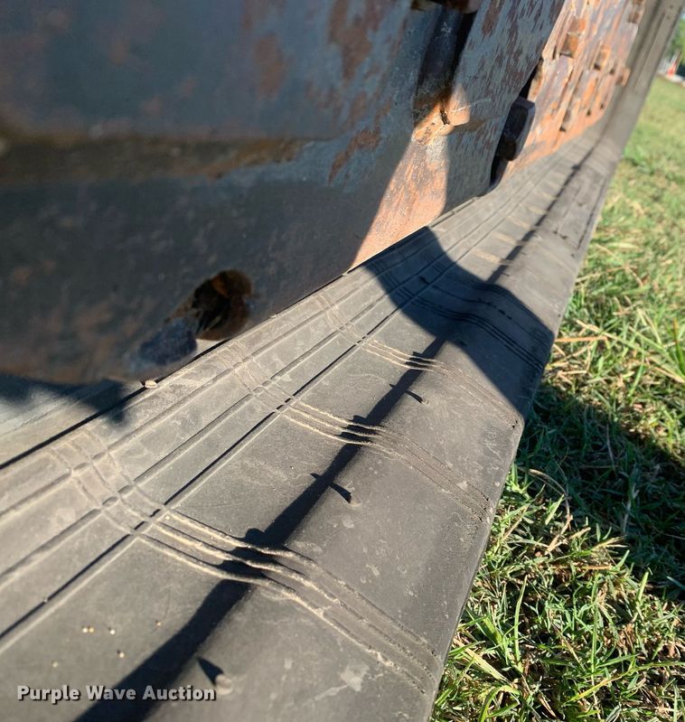 image for item DP8735 2008 Bobcat T320  tracked skid steer loader