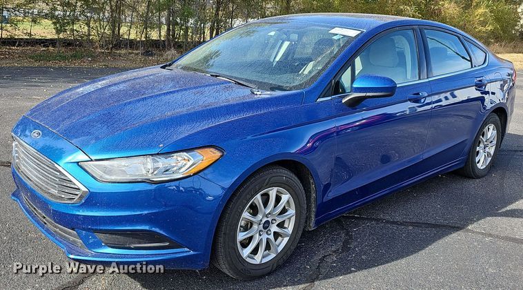 image for item DR5882 2017 Ford Fusion