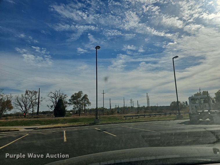 image for item DR5884 2016 Chevy Impala Limited