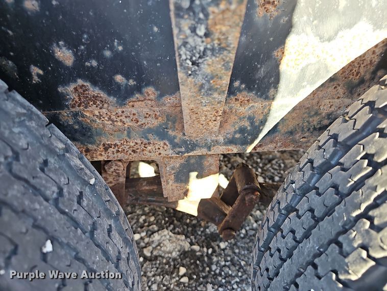 image for item DR5889 2011 Maxey  utility trailer