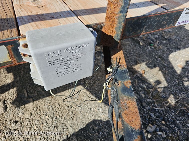 image for item DR5889 2011 Maxey  utility trailer