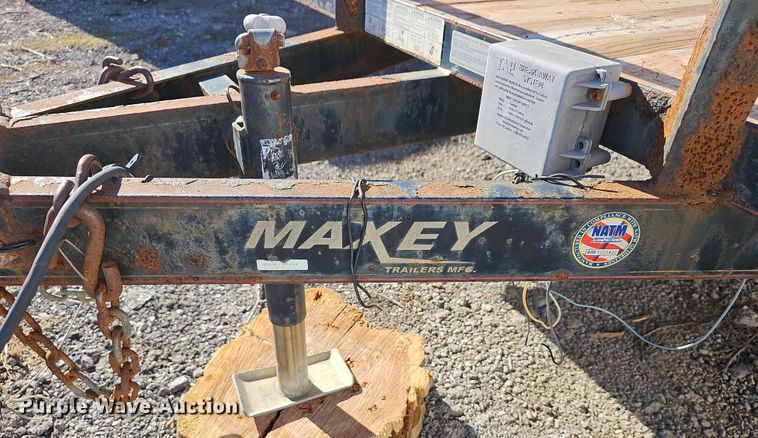 image for item DR5889 2011 Maxey  utility trailer