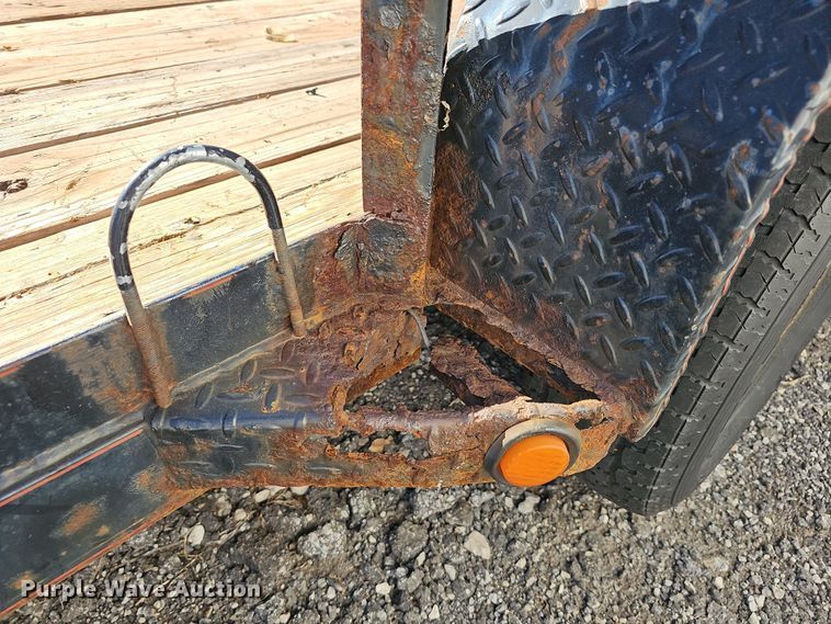 image for item DR5889 2011 Maxey  utility trailer