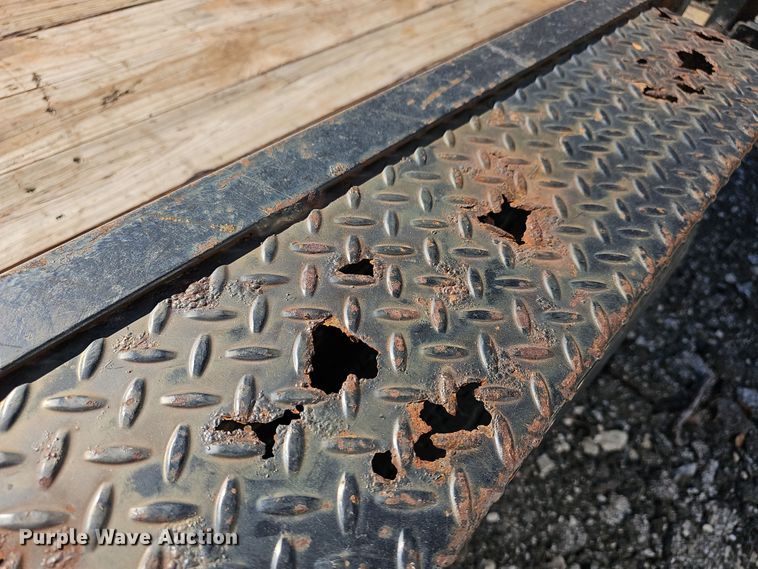 image for item DR5889 2011 Maxey  utility trailer