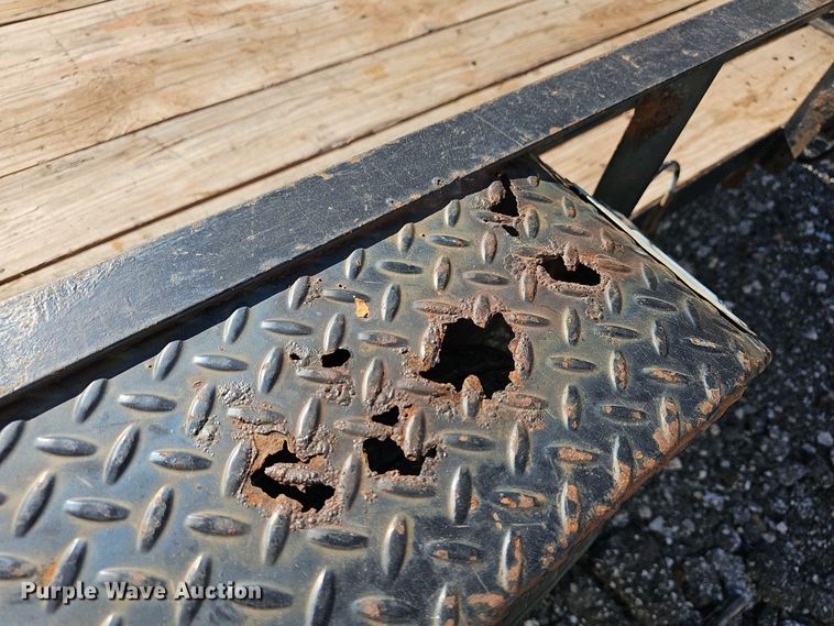 image for item DR5889 2011 Maxey  utility trailer