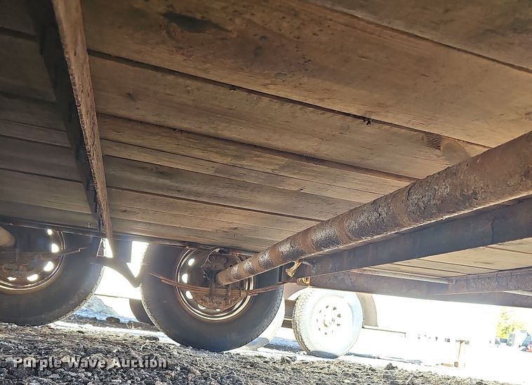 image for item DR5889 2011 Maxey  utility trailer