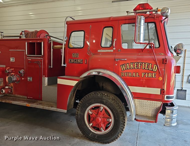 image for item DR5892 1975 International C01910B  pumper fire truck