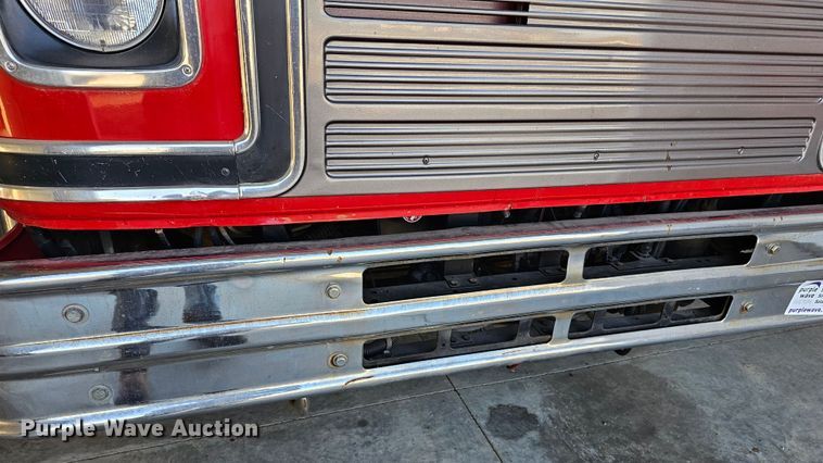 image for item DR5892 1975 International C01910B  pumper fire truck