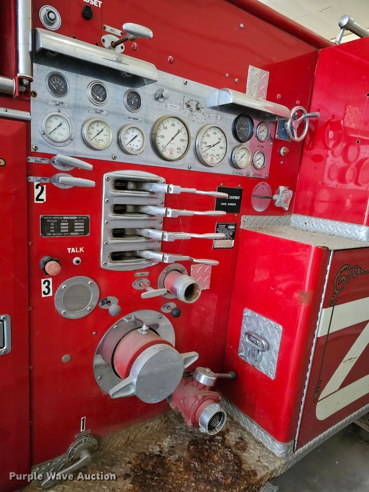 image for item DR5892 1975 International C01910B  pumper fire truck