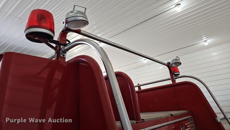 image for item DR5892 1975 International C01910B  pumper fire truck