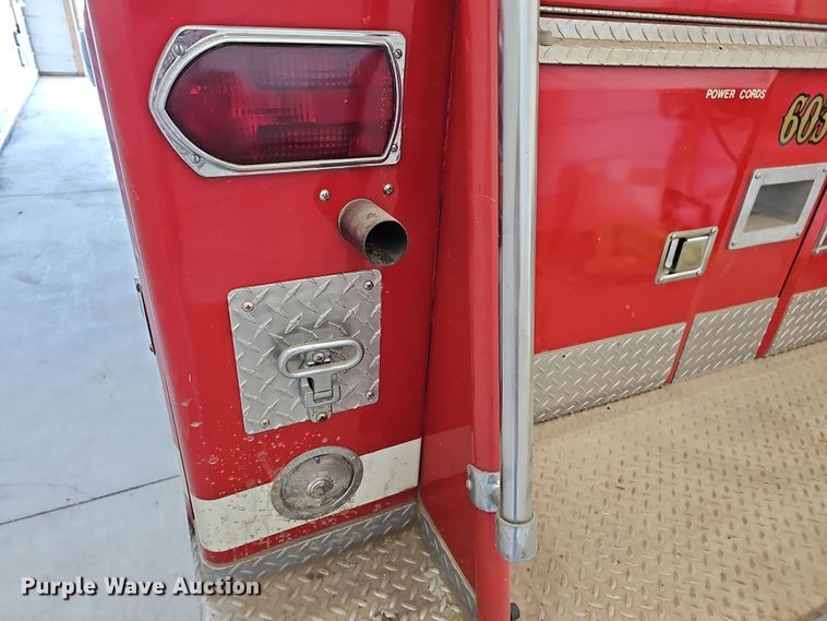 image for item DR5892 1975 International C01910B  pumper fire truck