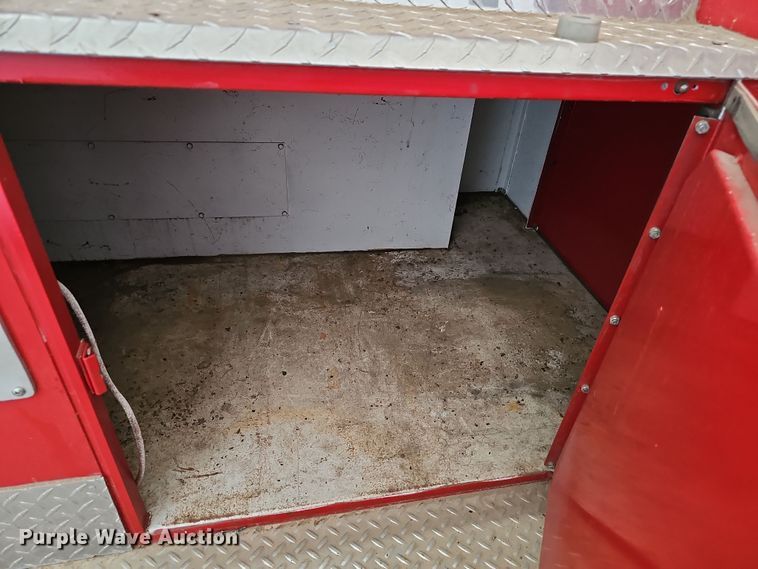 image for item DR5892 1975 International C01910B  pumper fire truck