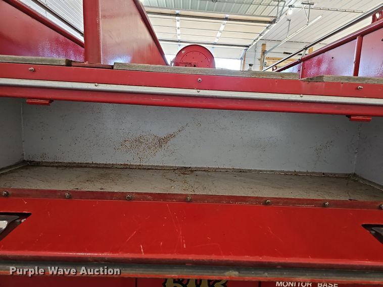 image for item DR5892 1975 International C01910B  pumper fire truck