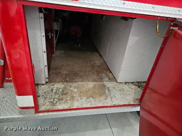 image for item DR5892 1975 International C01910B  pumper fire truck