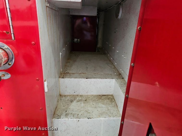 image for item DR5892 1975 International C01910B  pumper fire truck