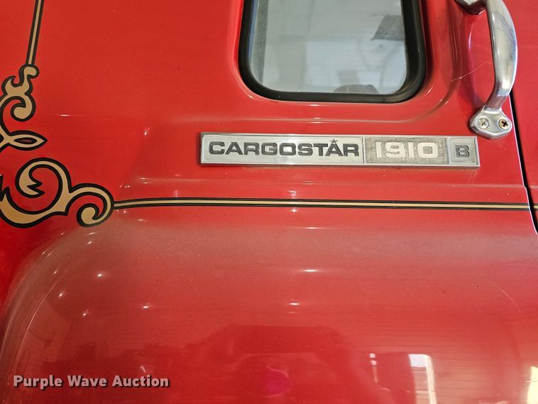 image for item DR5892 1975 International C01910B  pumper fire truck