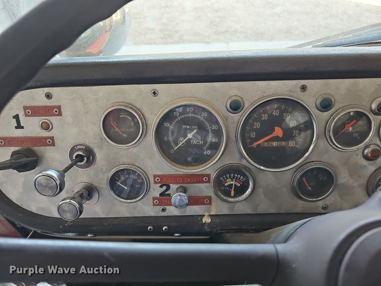 image for item DR5892 1975 International C01910B  pumper fire truck