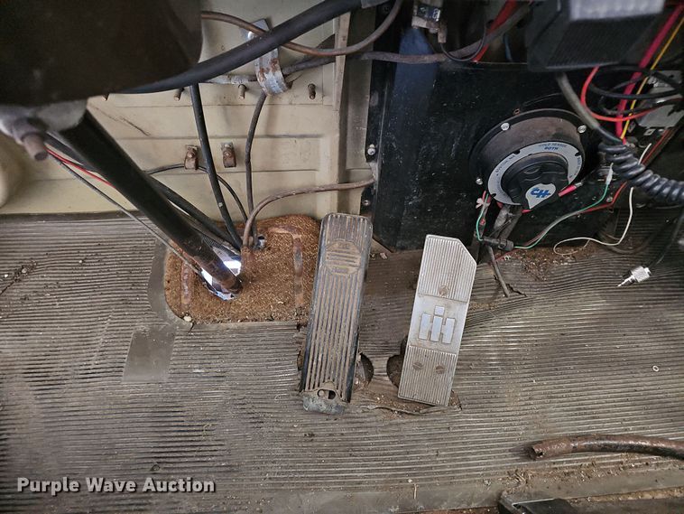 image for item DR5892 1975 International C01910B  pumper fire truck