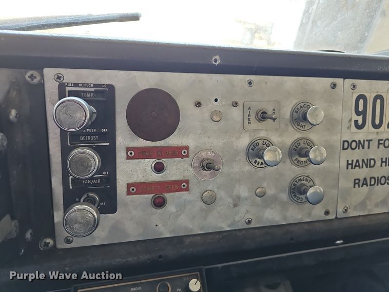 image for item DR5892 1975 International C01910B  pumper fire truck