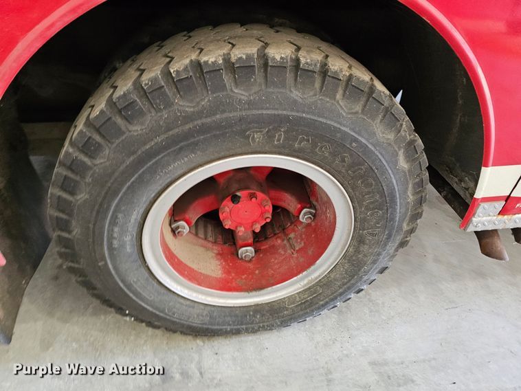 image for item DR5892 1975 International C01910B  pumper fire truck