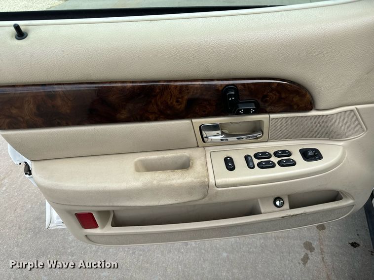 image for item GG9832 2007 Mercury Grand Marquis