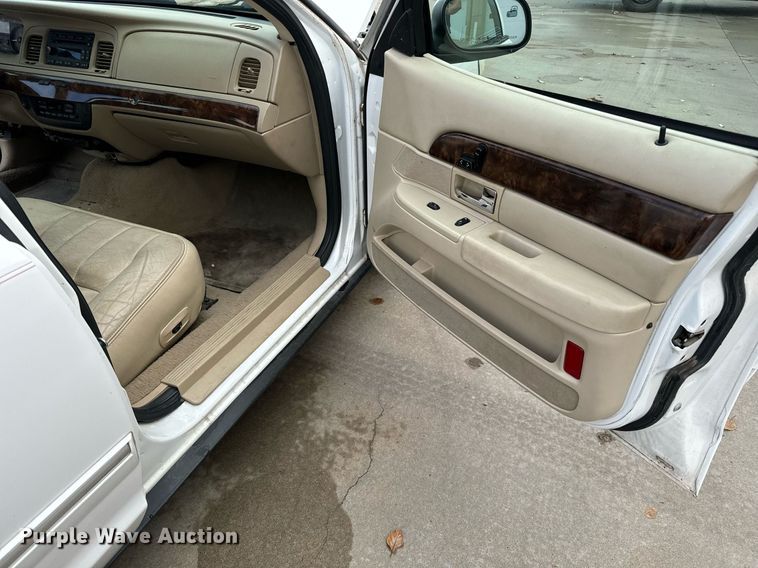 image for item GG9832 2007 Mercury Grand Marquis