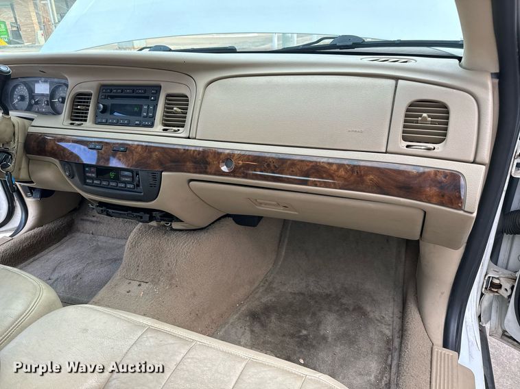 image for item GG9832 2007 Mercury Grand Marquis