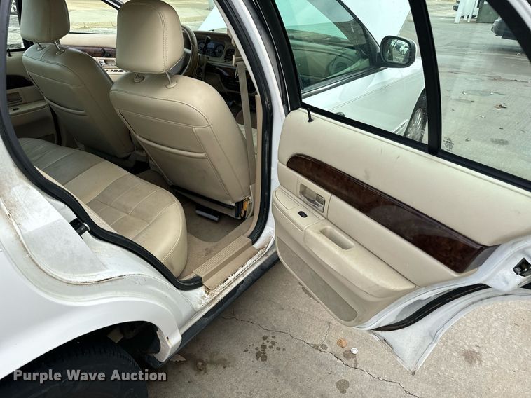 image for item GG9832 2007 Mercury Grand Marquis