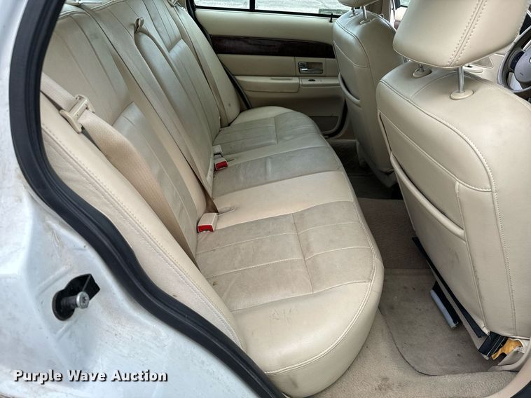 image for item GG9832 2007 Mercury Grand Marquis