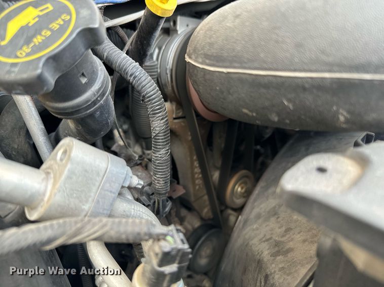 image for item GG9833 2017 Ford Advantage  shuttle bus