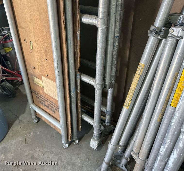 image for item GP9601 Aluminum scaffolding uprights