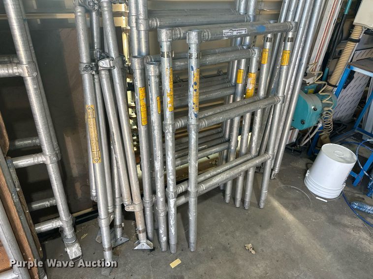 image for item GP9601 Aluminum scaffolding uprights