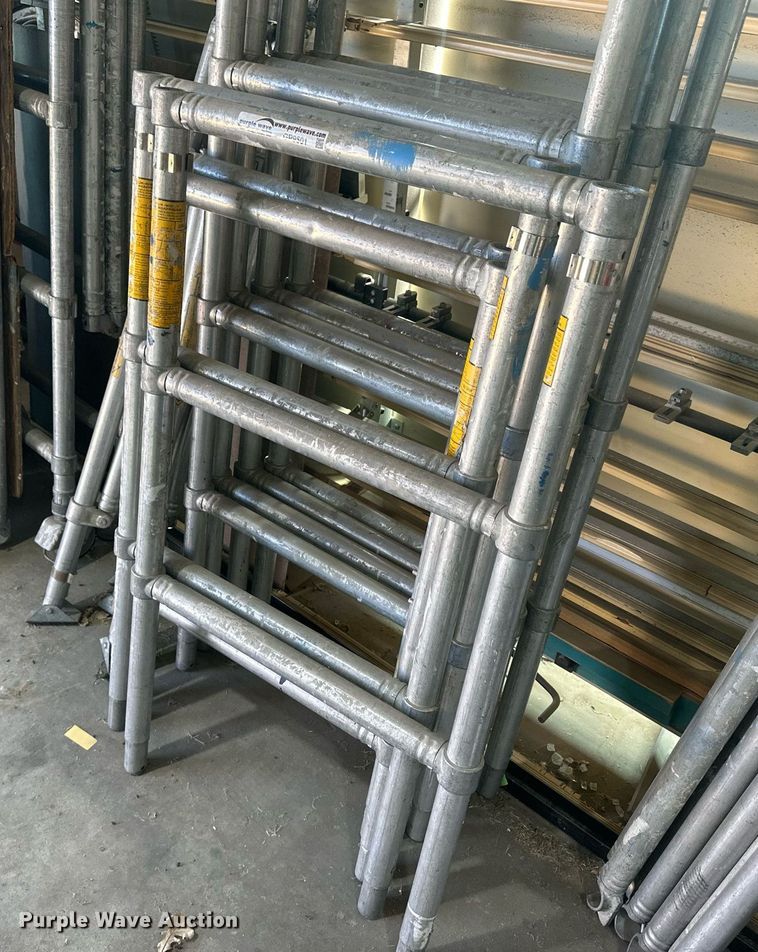 image for item GP9601 Aluminum scaffolding uprights