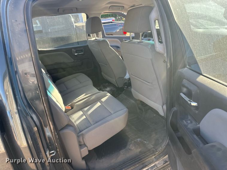 image for item IU9093 2018 Chevrolet Silverado 1500  Crew Cab pickup truck