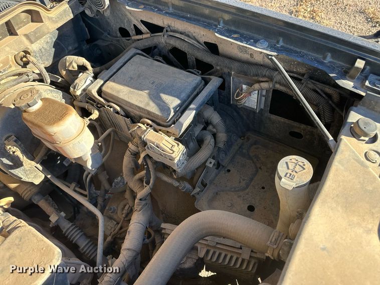 image for item IU9093 2018 Chevrolet Silverado 1500  Crew Cab pickup truck