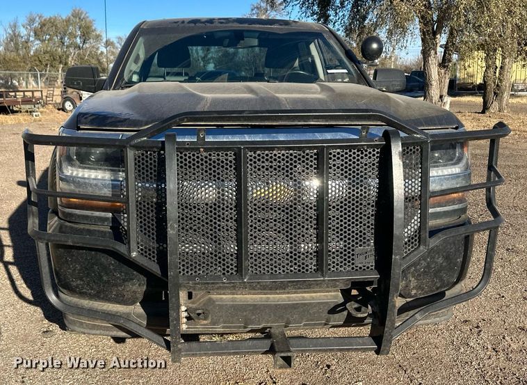image for item IU9094 2018 Chevrolet Silverado 1500  Crew Cab pickup truck