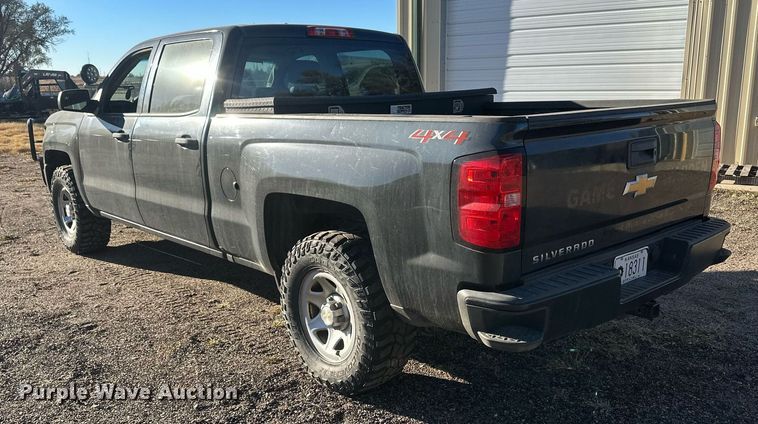 image for item IU9094 2018 Chevrolet Silverado 1500  Crew Cab pickup truck