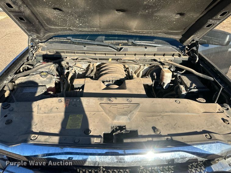 image for item IU9094 2018 Chevrolet Silverado 1500  Crew Cab pickup truck