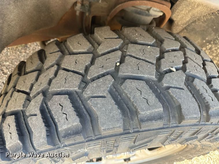 image for item IU9094 2018 Chevrolet Silverado 1500  Crew Cab pickup truck