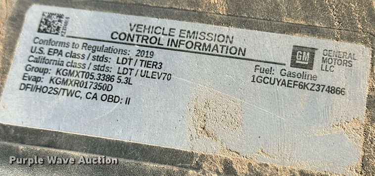 image for item IU9095 2019 Chevrolet Silverado 1500  Crew Cab pickup truck