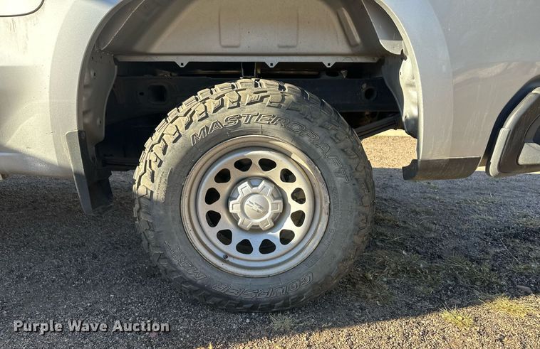 image for item IU9095 2019 Chevrolet Silverado 1500  Crew Cab pickup truck