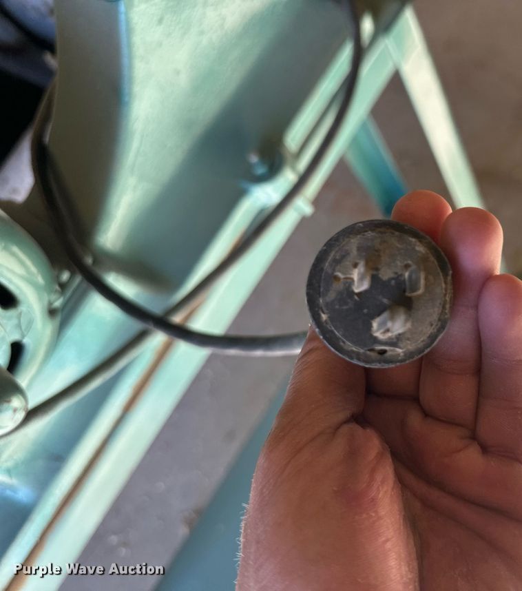 image for item IU9104 (2) Delta scroll saws