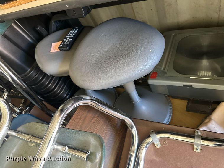 image for item IU9105 Desks