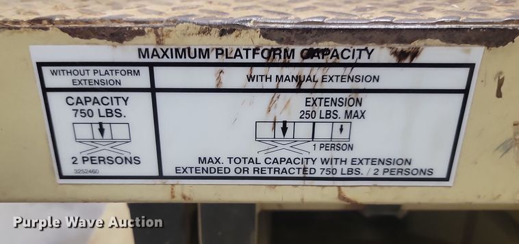 image for item KH9434 1999 JLG 2033-E  scissor lift